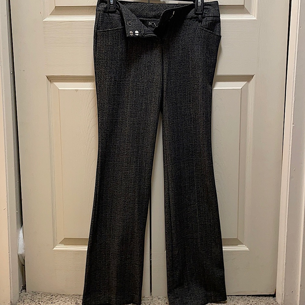 Women’s size 0 gray and black slacks
